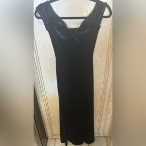 Windsor Black Velvet Off Shoulder Gown Maxi Dress Slit Sz 1/2‎ XS